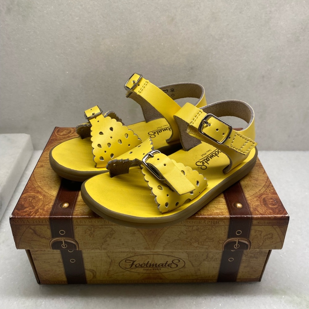 Footmates Ariel toddler size 7